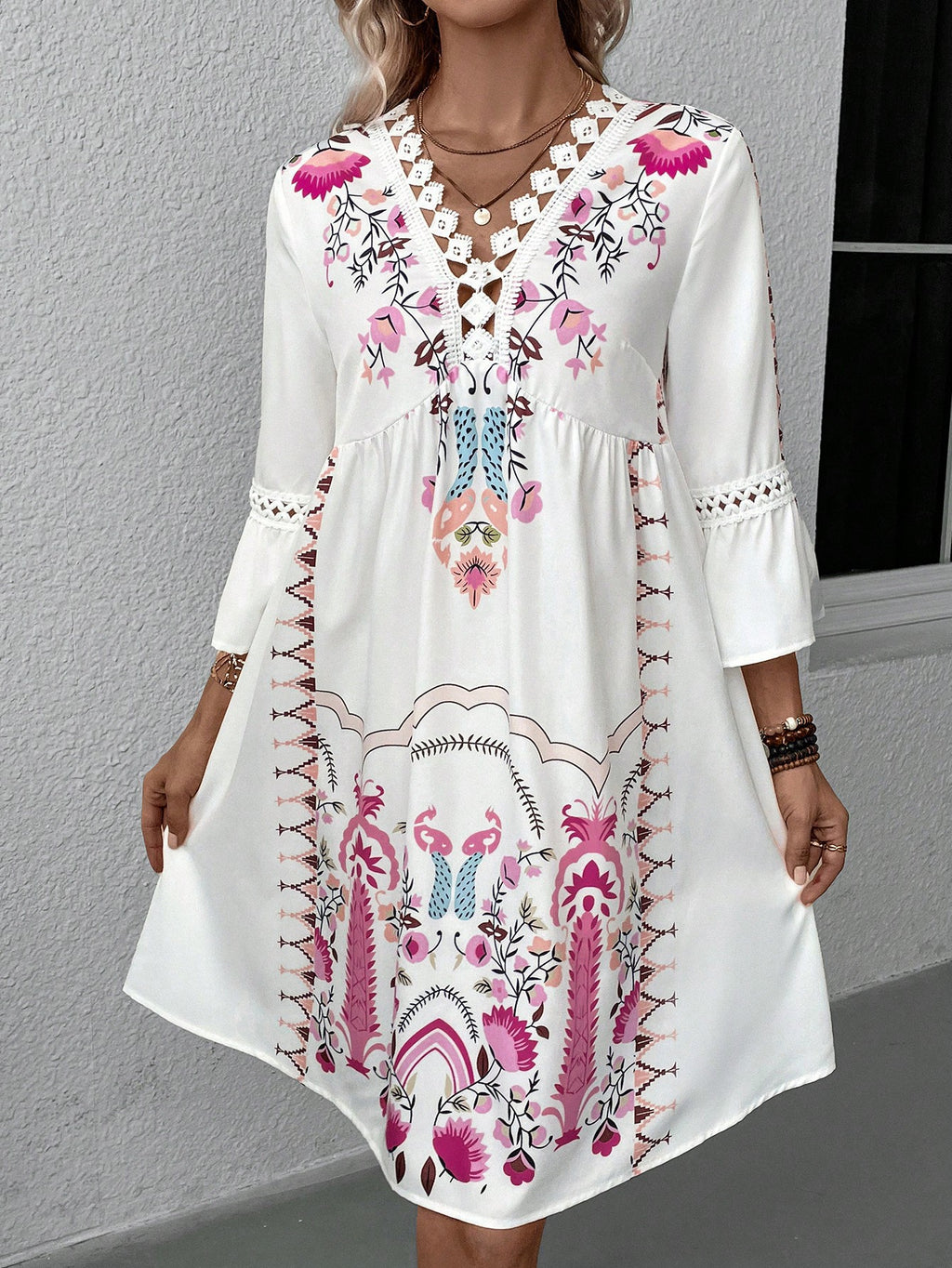 Women's Floral Print V-Neck Lace Dress