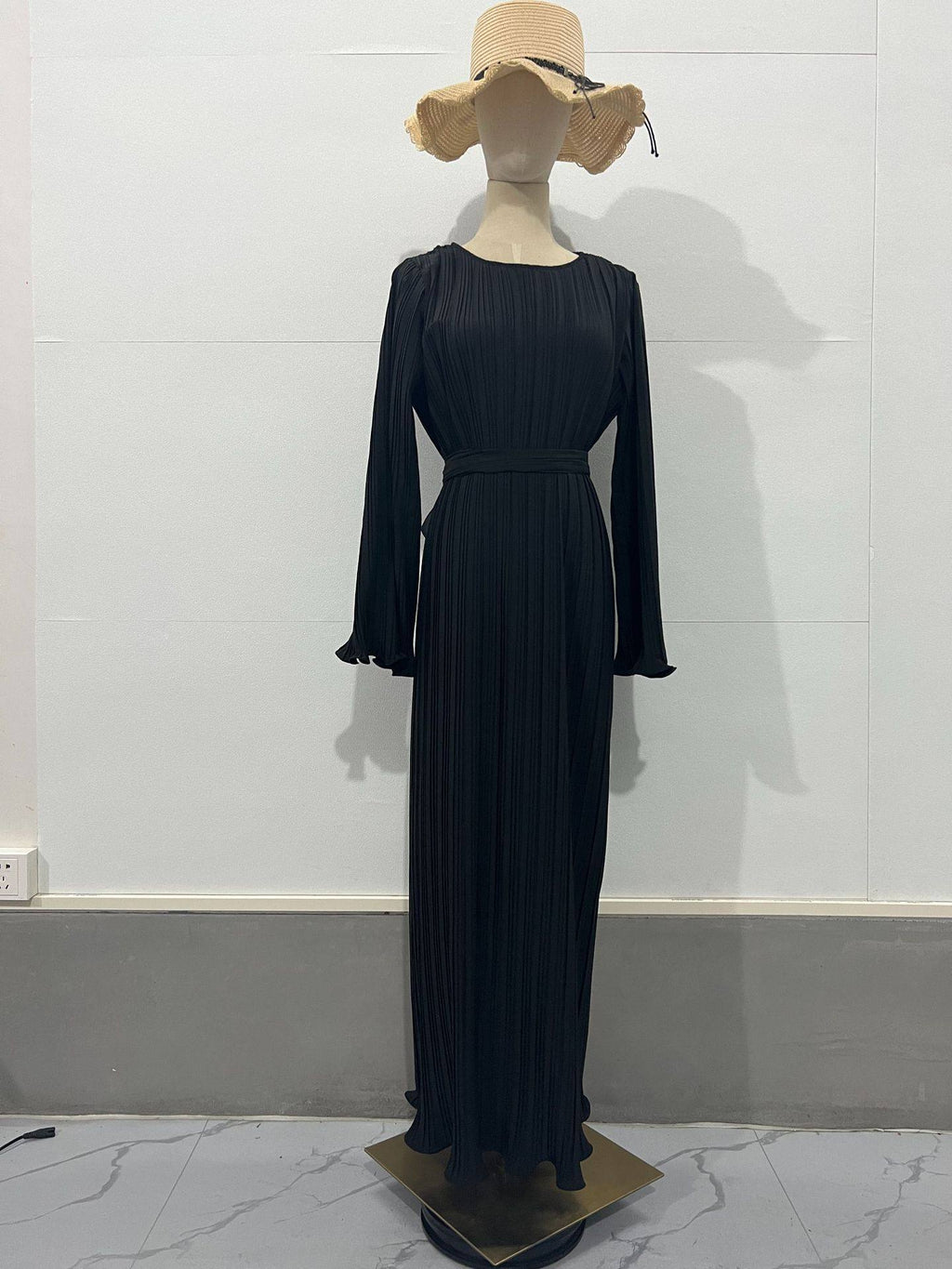Women's Round Neck Pleated Dress